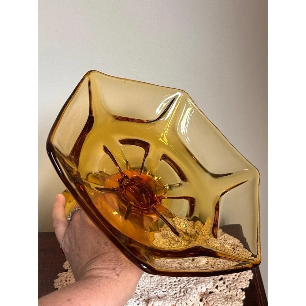 Vintage Viking Glass Epic 6-Petal Footed Compote Bowl, amber, gorgeous condition - Picture 2 of 8